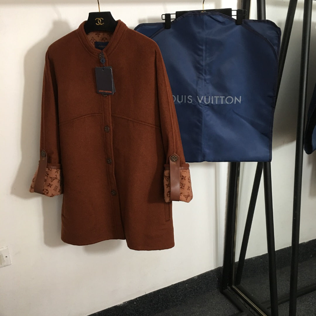 LOUIS VUITTON LV 25S BELTED WOOL COAT 0147