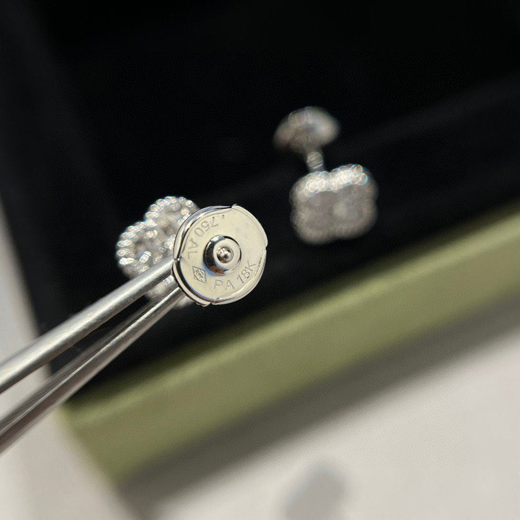 Van Cleef & Arpels CLOVER MINI DIAMOND STUD EARRINGS